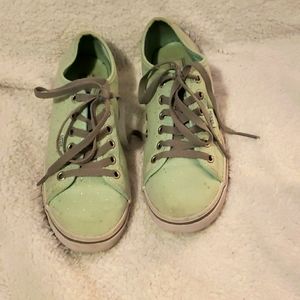 Mint vans